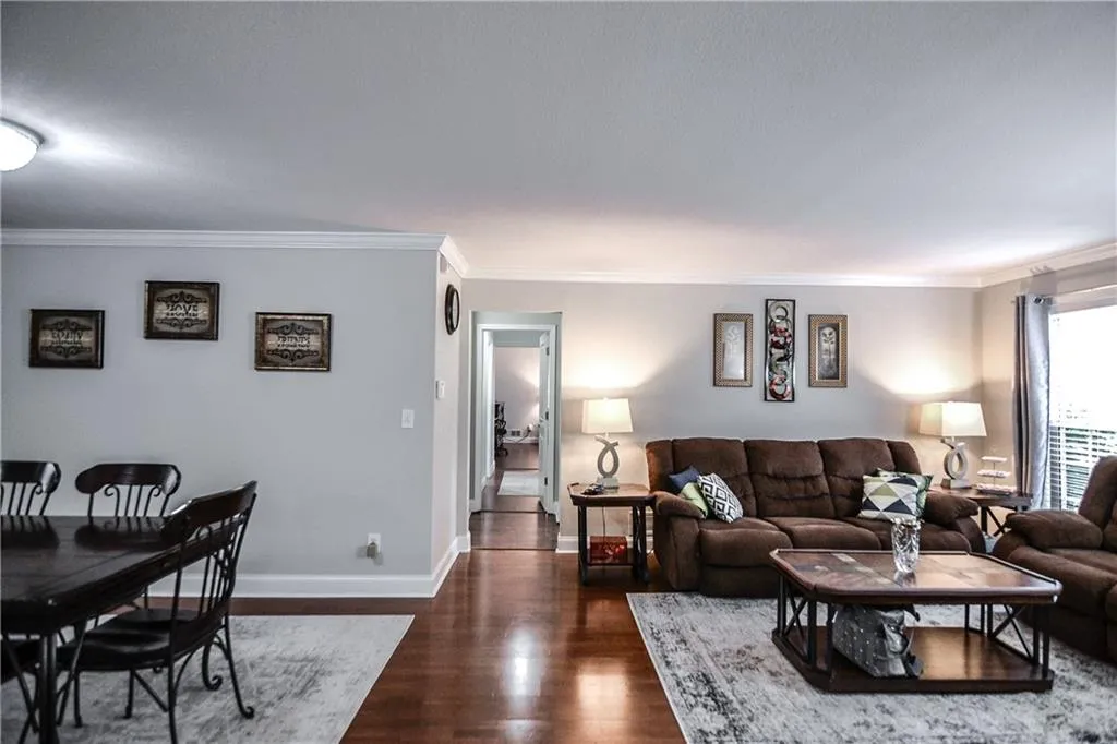 750 Dalrymple Road Unit O-2, Sandy Springs, Georgia 30328, 3 Bedrooms Bedrooms, ,2 BathroomsBathrooms,Residential,Sold,750 Dalrymple Road Unit O-2,6823889