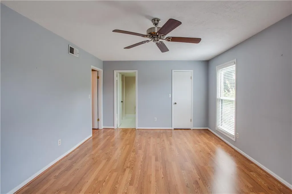 6851 Roswell Road Ne Unit C-3, Sandy Springs, Georgia 30328, 3 Bedrooms Bedrooms, ,2 BathroomsBathrooms,Residential,Sold,6851 Roswell Road Ne Unit C-3,5867019