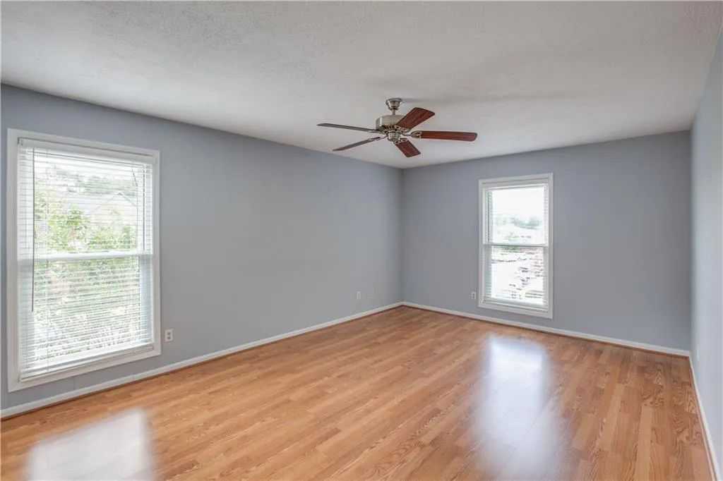 6851 Roswell Road Ne Unit C-3, Sandy Springs, Georgia 30328, 3 Bedrooms Bedrooms, ,2 BathroomsBathrooms,Residential,Sold,6851 Roswell Road Ne Unit C-3,5867019