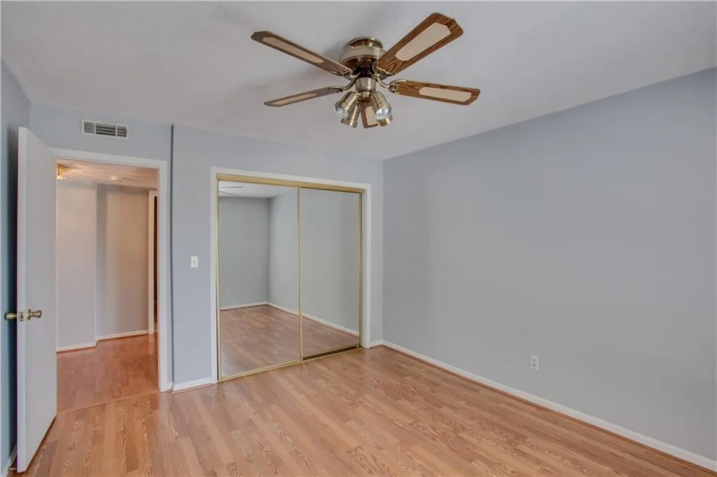 6851 Roswell Road Ne Unit C-3, Sandy Springs, Georgia 30328, 3 Bedrooms Bedrooms, ,2 BathroomsBathrooms,Residential,Sold,6851 Roswell Road Ne Unit C-3,5867019