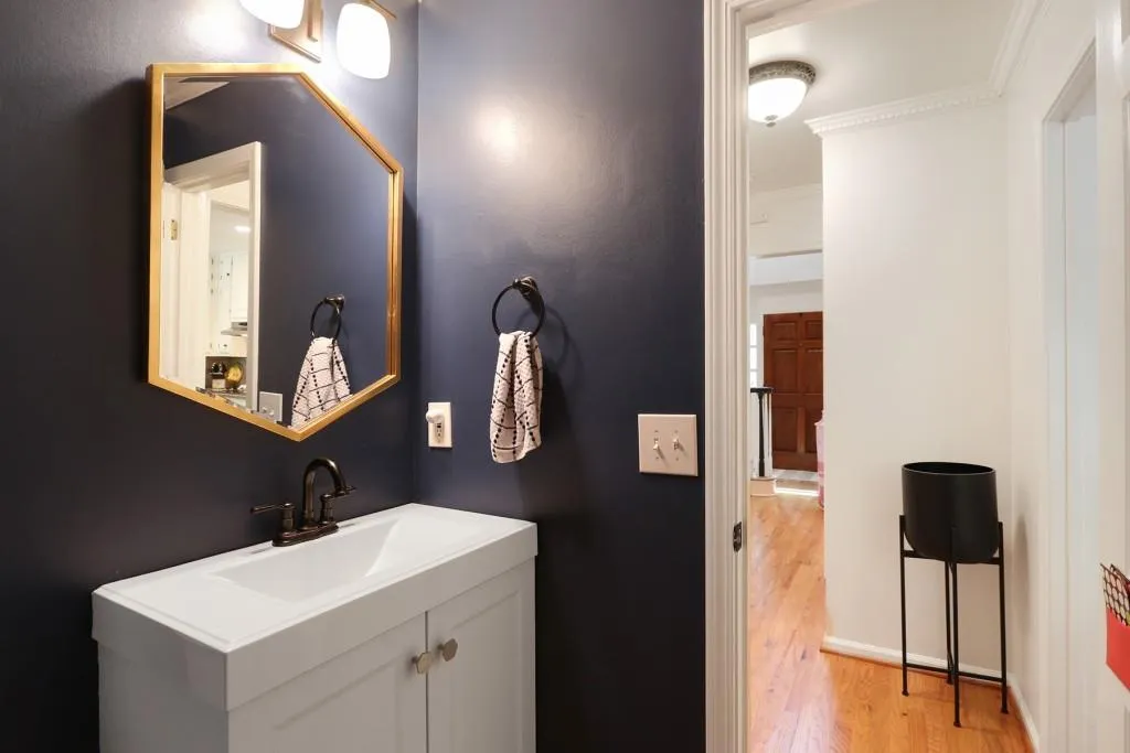 5020 Nesbit Ferry Lane, Sandy Springs, Georgia 30350, 4 Bedrooms Bedrooms, ,2 BathroomsBathrooms,Residential,Sold,5020 Nesbit Ferry Lane,6722706