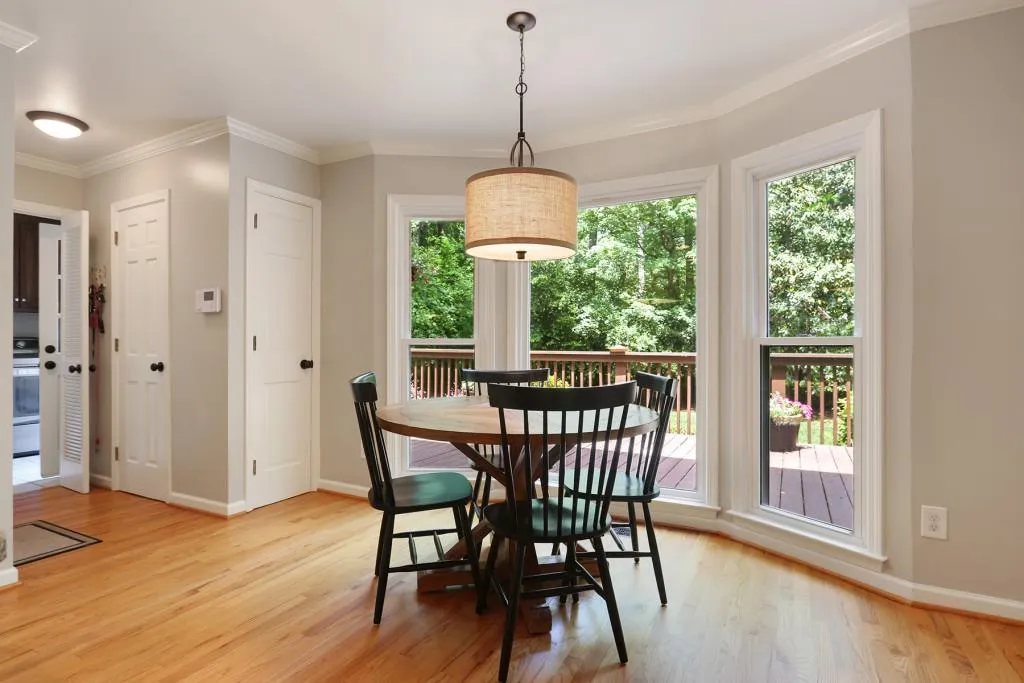 5020 Nesbit Ferry Lane, Sandy Springs, Georgia 30350, 4 Bedrooms Bedrooms, ,2 BathroomsBathrooms,Residential,Sold,5020 Nesbit Ferry Lane,6722706