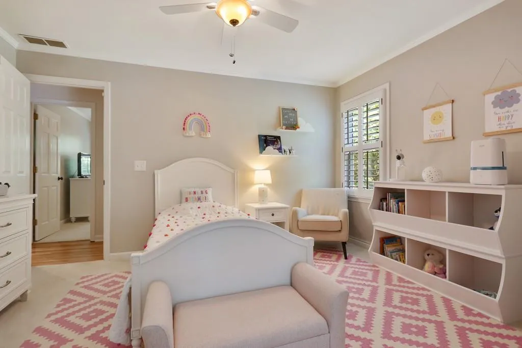 5020 Nesbit Ferry Lane, Sandy Springs, Georgia 30350, 4 Bedrooms Bedrooms, ,2 BathroomsBathrooms,Residential,Sold,5020 Nesbit Ferry Lane,6722706