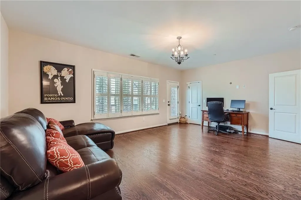960 Thibideau Court, Atlanta, Georgia 30328, 4 Bedrooms Bedrooms, ,3 BathroomsBathrooms,Residential,Sold,960 Thibideau Court,7359099