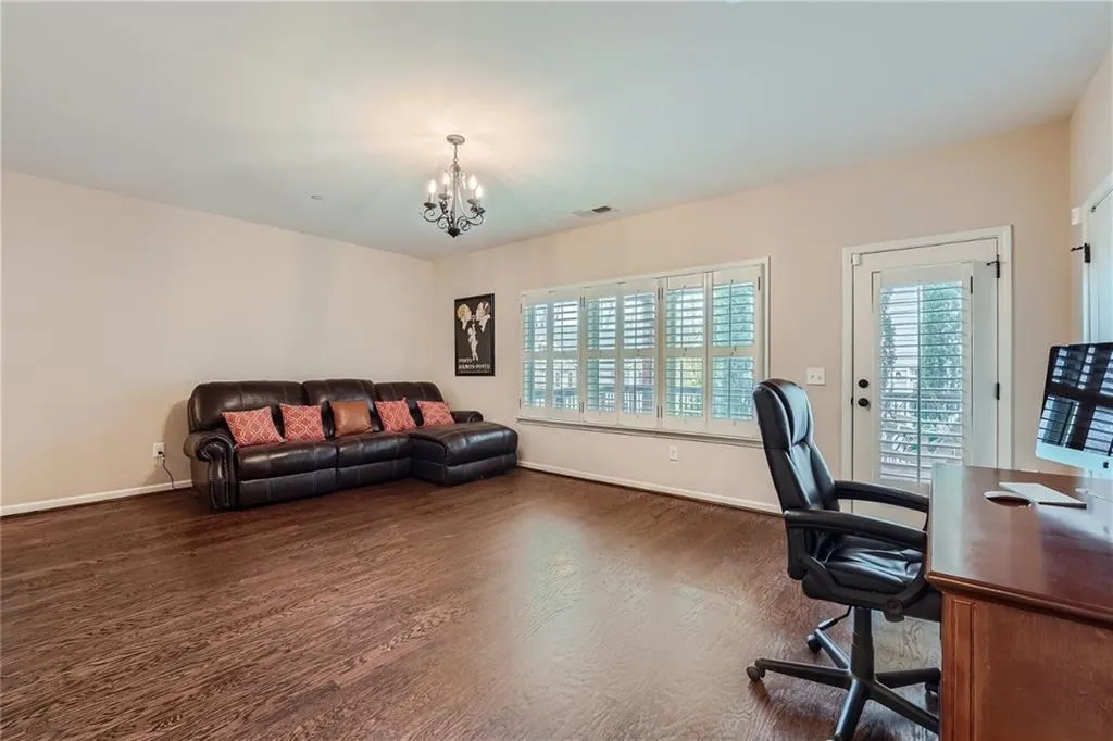 960 Thibideau Court, Atlanta, Georgia 30328, 4 Bedrooms Bedrooms, ,3 BathroomsBathrooms,Residential,Sold,960 Thibideau Court,7359099