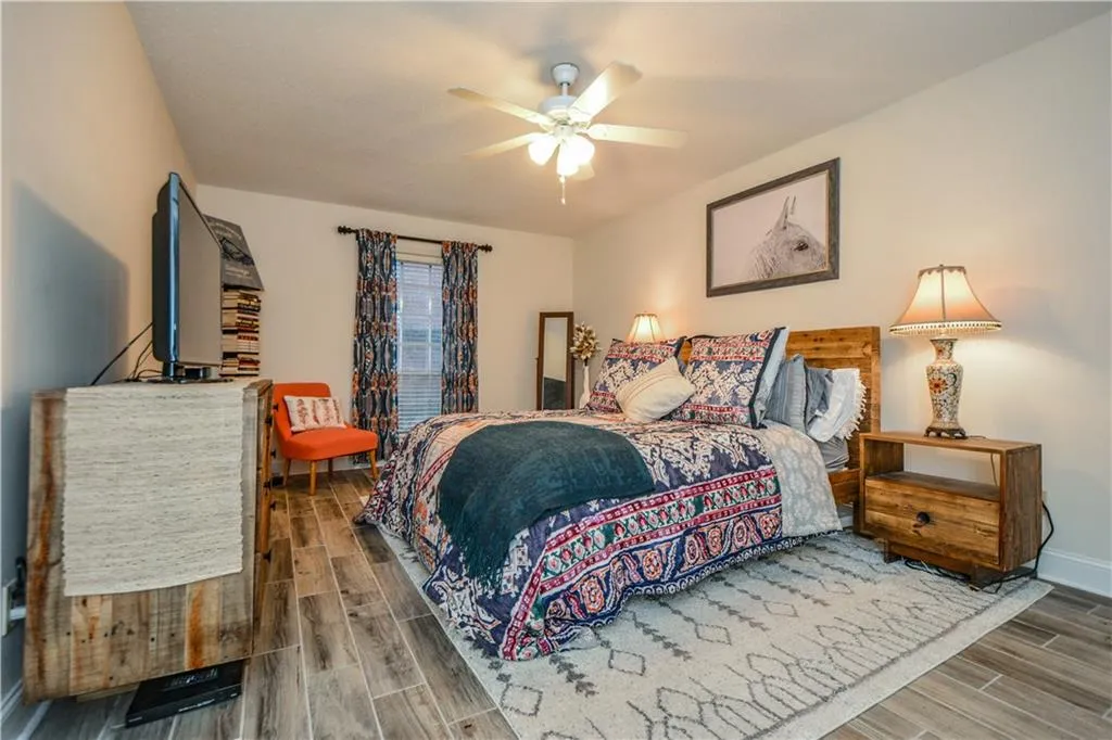 6851 Roswell Road Unit F20, Sandy Springs, Georgia 30328, 3 Bedrooms Bedrooms, ,2 BathroomsBathrooms,Residential,Sold,6851 Roswell Road Unit F20,6653635