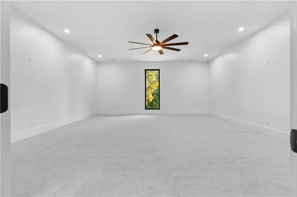 4501 Wieuca Road Ne, Atlanta, Georgia 30342, 5 Bedrooms Bedrooms, 0 ,5 BathroomsBathrooms,Residential,For Sale,4501 Wieuca Road Ne,7848470