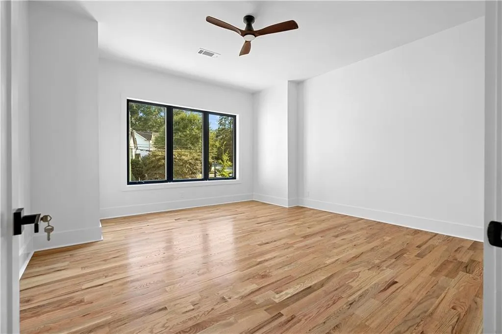 4501 Wieuca Road Ne, Atlanta, Georgia 30342, 5 Bedrooms Bedrooms, 0 ,5 BathroomsBathrooms,Residential,For Sale,4501 Wieuca Road Ne,7848470