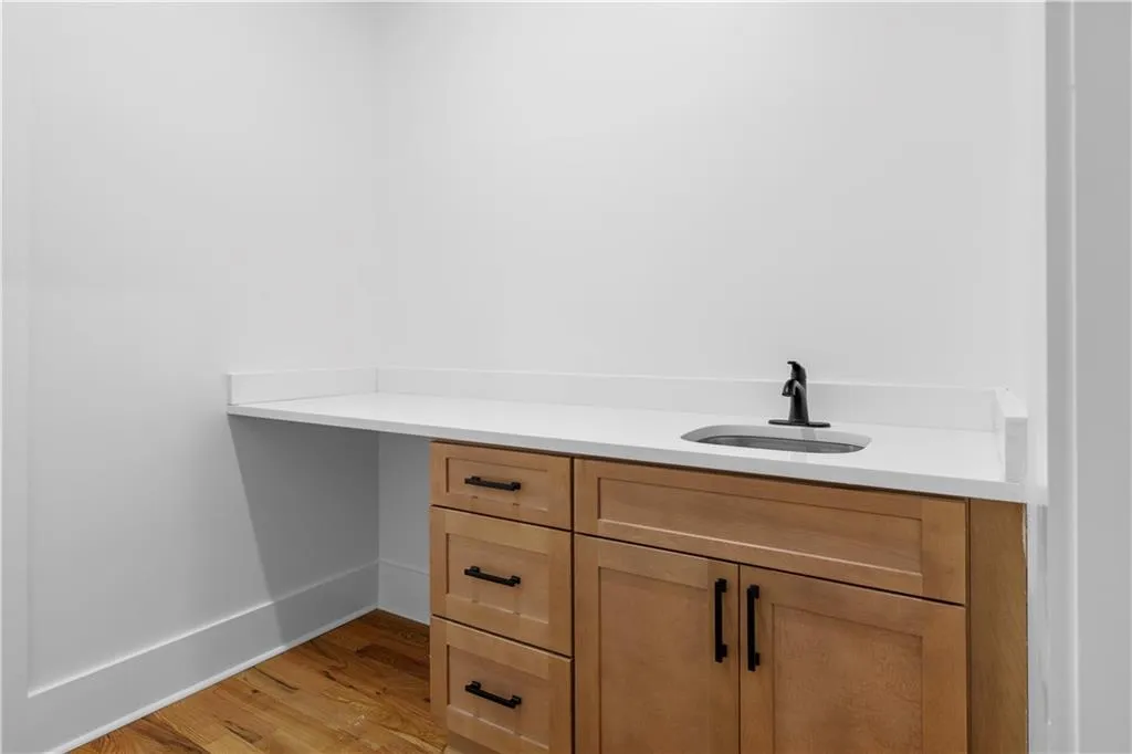 4501 Wieuca Road Ne, Atlanta, Georgia 30342, 5 Bedrooms Bedrooms, 0 ,5 BathroomsBathrooms,Residential,For Sale,4501 Wieuca Road Ne,7848470