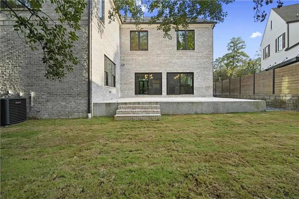 4501 Wieuca Road Ne, Atlanta, Georgia 30342, 5 Bedrooms Bedrooms, 0 ,5 BathroomsBathrooms,Residential,For Sale,4501 Wieuca Road Ne,7848470