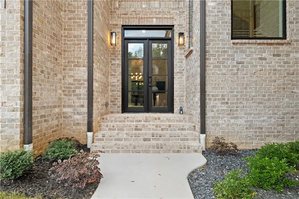 4501 Wieuca Road Ne, Atlanta, Georgia 30342, 5 Bedrooms Bedrooms, 0 ,5 BathroomsBathrooms,Residential,For Sale,4501 Wieuca Road Ne,7848470