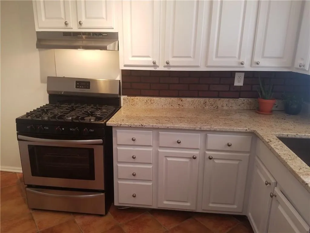 346 Carpenter Drive Unit 50, Atlanta, Georgia 30328, 2 Bedrooms Bedrooms, ,2 BathroomsBathrooms,Residential,Sold,346 Carpenter Drive Unit 50,5955475