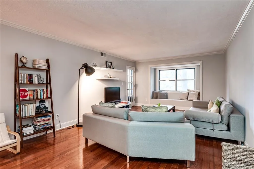 6851 Roswell Road Unit M15, Sandy Springs, Georgia 30328, 3 Bedrooms Bedrooms, ,2 BathroomsBathrooms,Residential,Sold,6851 Roswell Road Unit M15,6527264