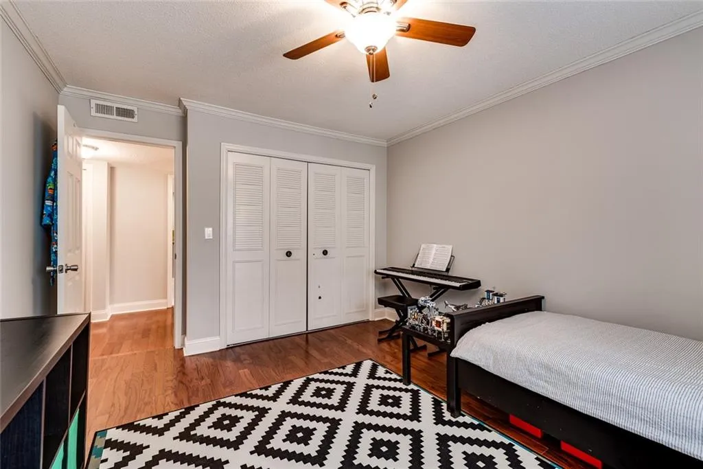 6851 Roswell Road Unit M15, Sandy Springs, Georgia 30328, 3 Bedrooms Bedrooms, ,2 BathroomsBathrooms,Residential,Sold,6851 Roswell Road Unit M15,6527264