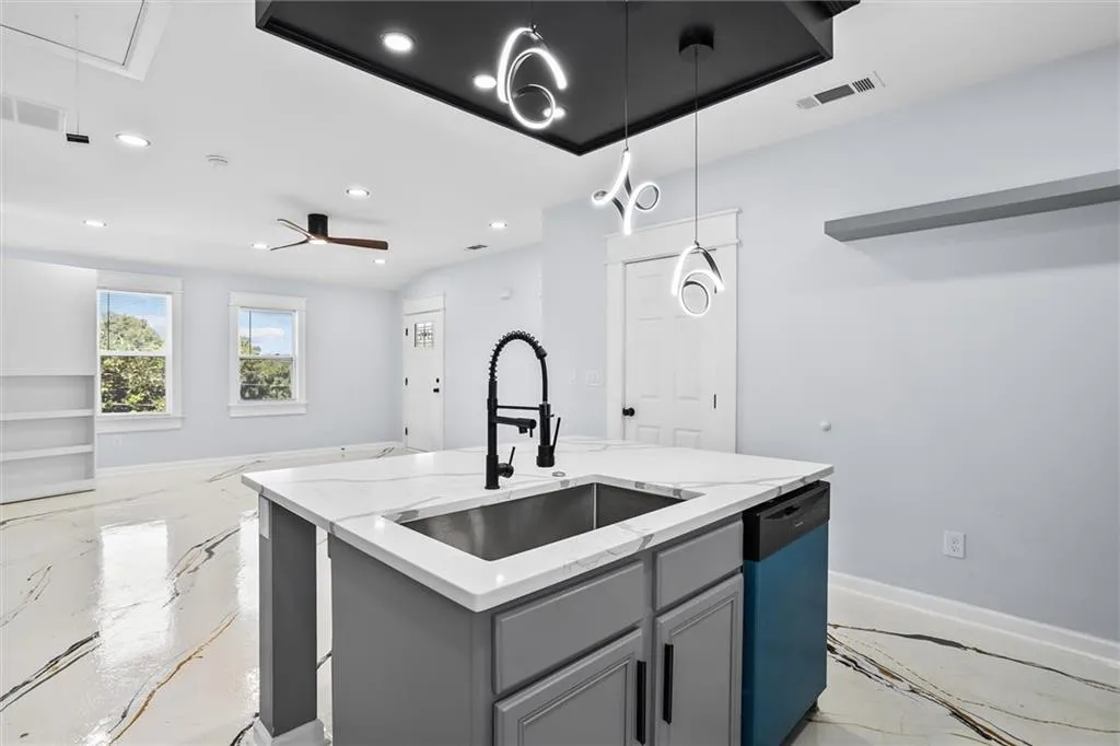 2526 Center Street Nw, Atlanta, Georgia 30318, 3 Bedrooms Bedrooms, ,3 BathroomsBathrooms,Residential,For Sale,2526 Center Street Nw,7606265