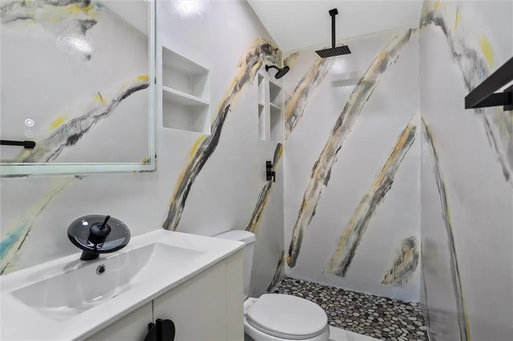 2526 Center Street Nw, Atlanta, Georgia 30318, 3 Bedrooms Bedrooms, ,3 BathroomsBathrooms,Residential,For Sale,2526 Center Street Nw,7606265