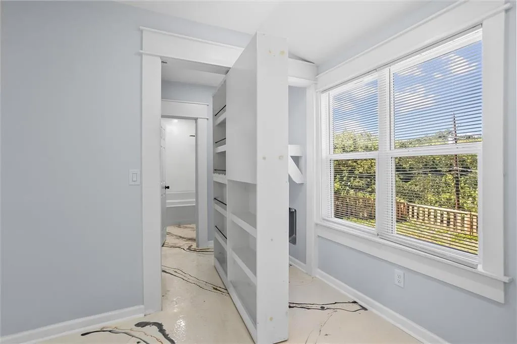 2526 Center Street Nw, Atlanta, Georgia 30318, 3 Bedrooms Bedrooms, ,3 BathroomsBathrooms,Residential,For Sale,2526 Center Street Nw,7606265