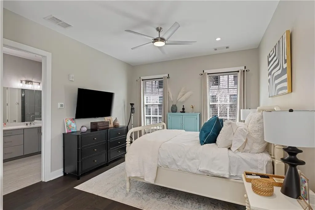 6674 Cadence Boulevard, Atlanta, Georgia 30328, 1 Bedroom Bedrooms, ,1 BathroomBathrooms,Residential,Sold,6674 Cadence Boulevard,7703572