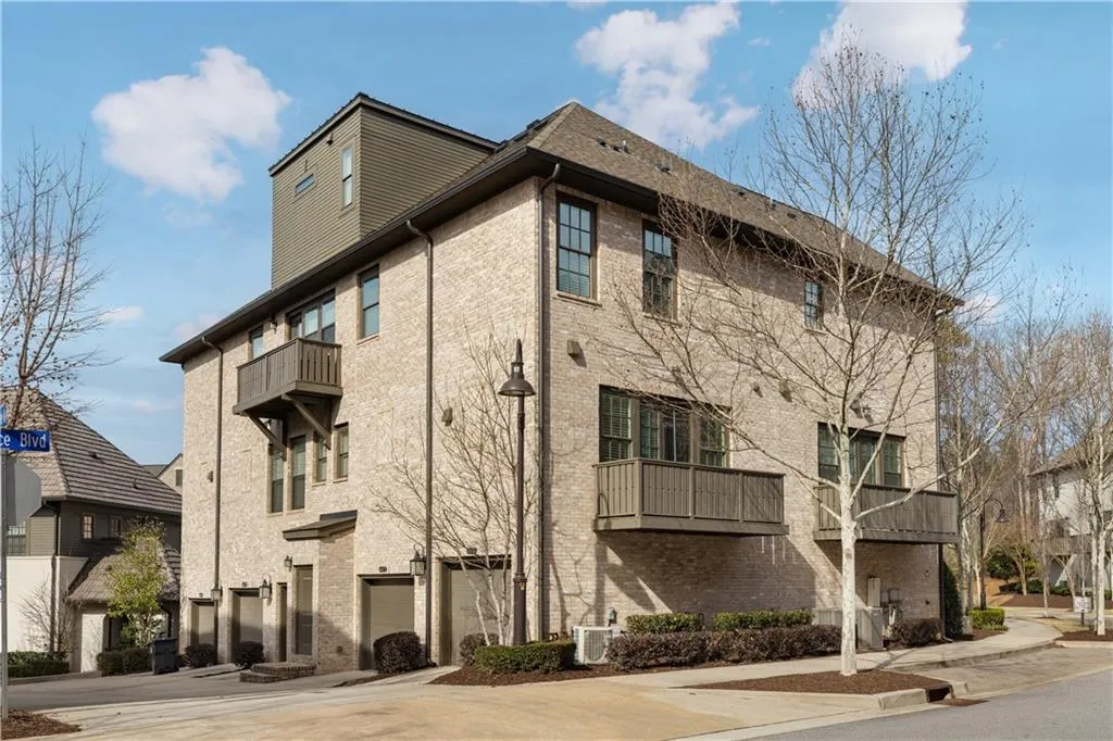6674 Cadence Boulevard, Atlanta, Georgia 30328, 1 Bedroom Bedrooms, ,1 BathroomBathrooms,Residential,Sold,6674 Cadence Boulevard,7703572