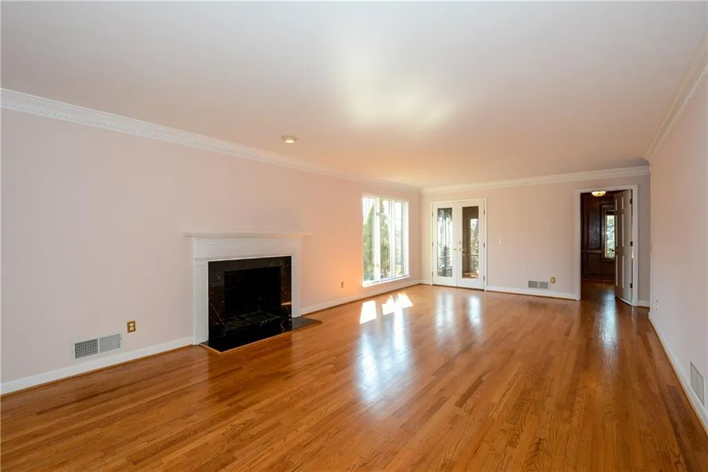 5755 Heards Forest Drive, Atlanta, Georgia 30328, 7 Bedrooms Bedrooms, ,5 BathroomsBathrooms,Residential,Sold,5755 Heards Forest Drive,5788064