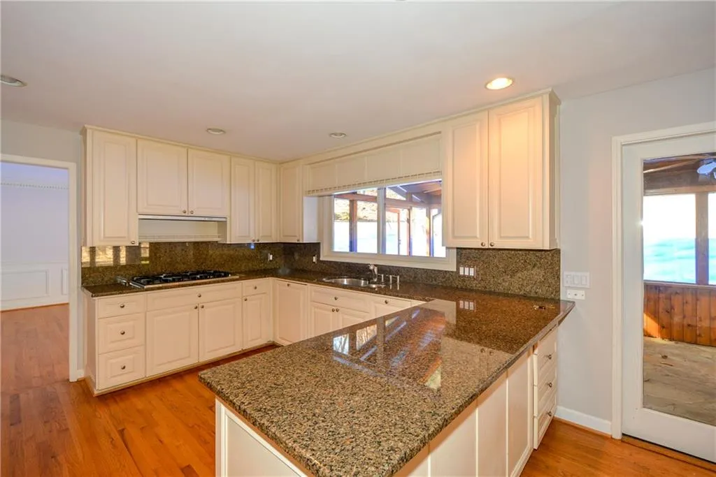 5755 Heards Forest Drive, Atlanta, Georgia 30328, 7 Bedrooms Bedrooms, ,5 BathroomsBathrooms,Residential,Sold,5755 Heards Forest Drive,5788064