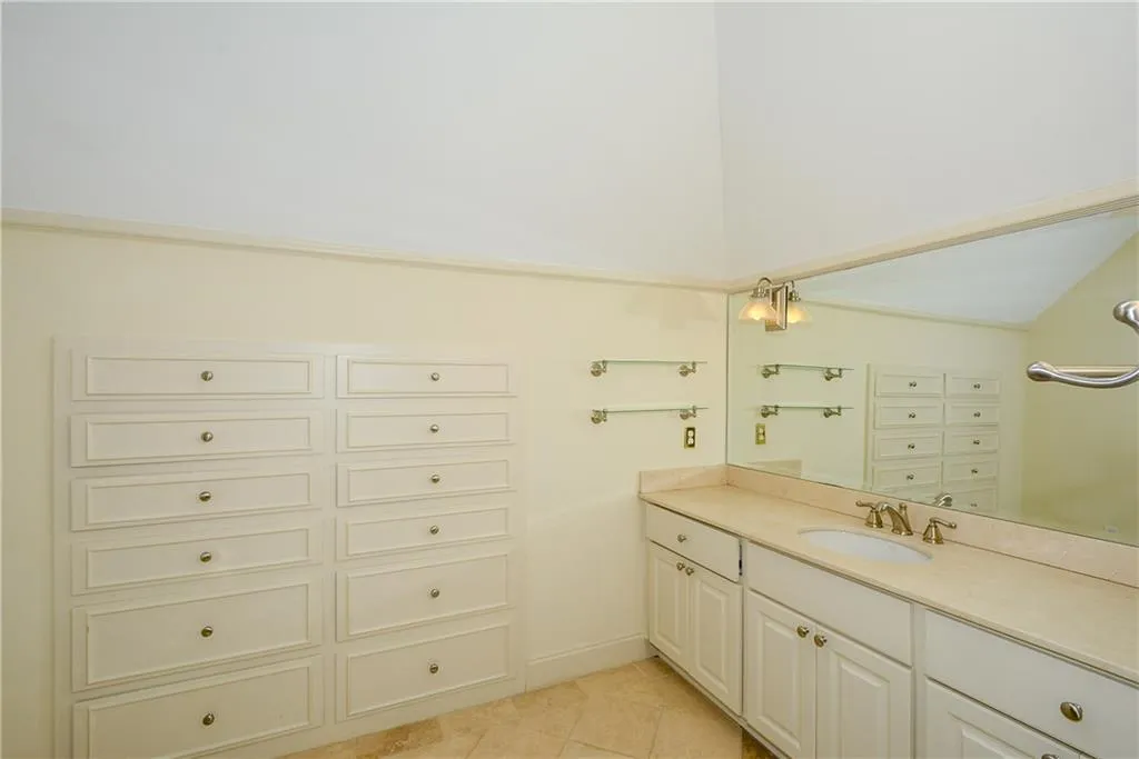 5755 Heards Forest Drive, Atlanta, Georgia 30328, 7 Bedrooms Bedrooms, ,5 BathroomsBathrooms,Residential,Sold,5755 Heards Forest Drive,5788064