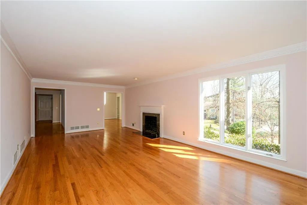 5755 Heards Forest Drive, Atlanta, Georgia 30328, 7 Bedrooms Bedrooms, ,5 BathroomsBathrooms,Residential,Sold,5755 Heards Forest Drive,5788064