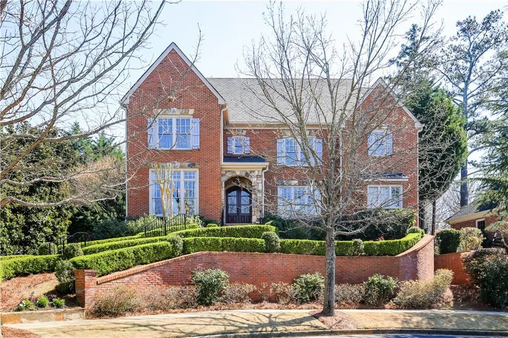 165 Trimble Crest Drive, Atlanta, Georgia 30342, 4 Bedrooms Bedrooms, ,4 BathroomsBathrooms,Residential,Sold,165 Trimble Crest Drive,5974147
