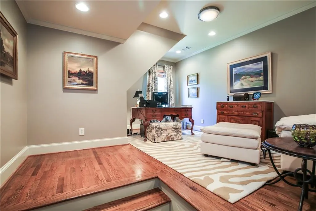 165 Trimble Crest Drive, Atlanta, Georgia 30342, 4 Bedrooms Bedrooms, ,4 BathroomsBathrooms,Residential,Sold,165 Trimble Crest Drive,5974147