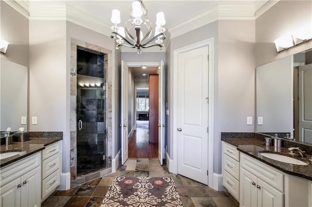 165 Trimble Crest Drive, Atlanta, Georgia 30342, 4 Bedrooms Bedrooms, ,4 BathroomsBathrooms,Residential,Sold,165 Trimble Crest Drive,5974147