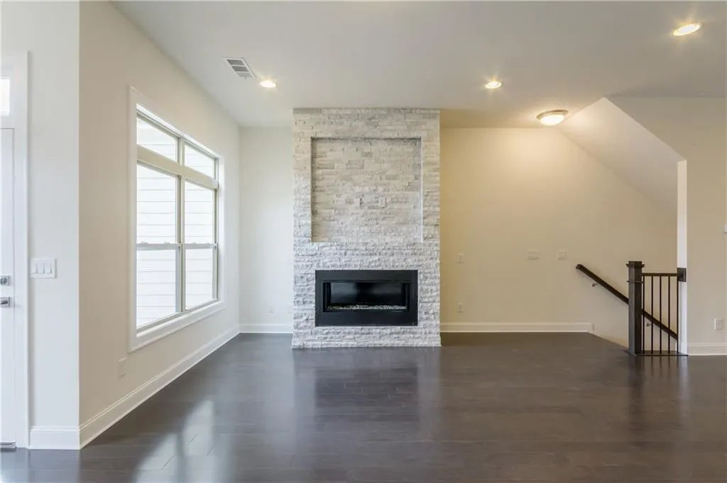 4139 Township Parkway, Atlanta, Georgia 30342, 3 Bedrooms Bedrooms, ,3 BathroomsBathrooms,Residential,Sold,4139 Township Parkway,5850430