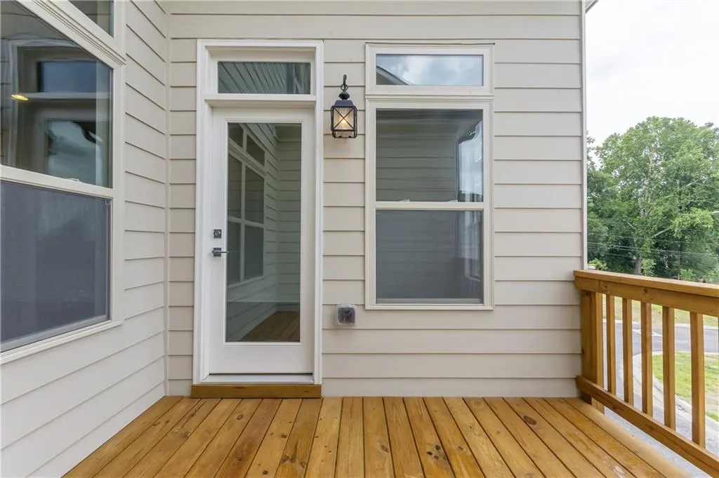 4139 Township Parkway, Atlanta, Georgia 30342, 3 Bedrooms Bedrooms, ,3 BathroomsBathrooms,Residential,Sold,4139 Township Parkway,5850430