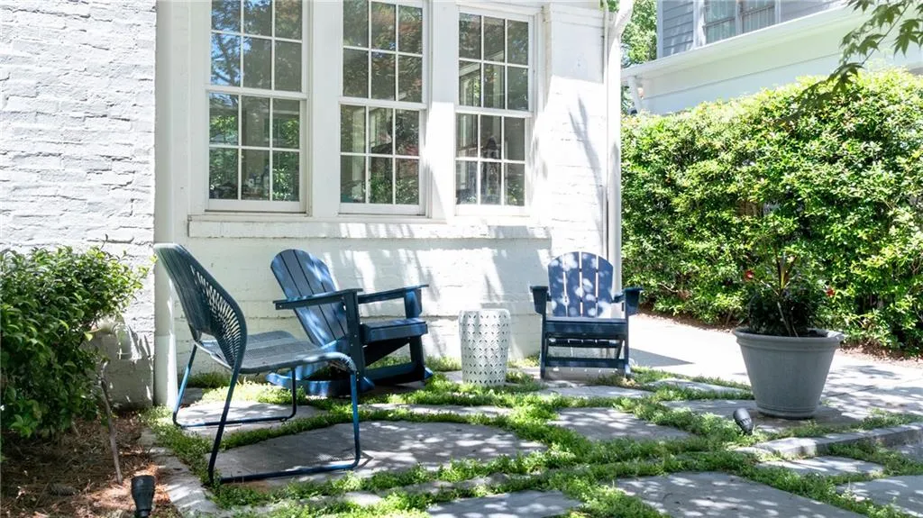 Shaded front patio space