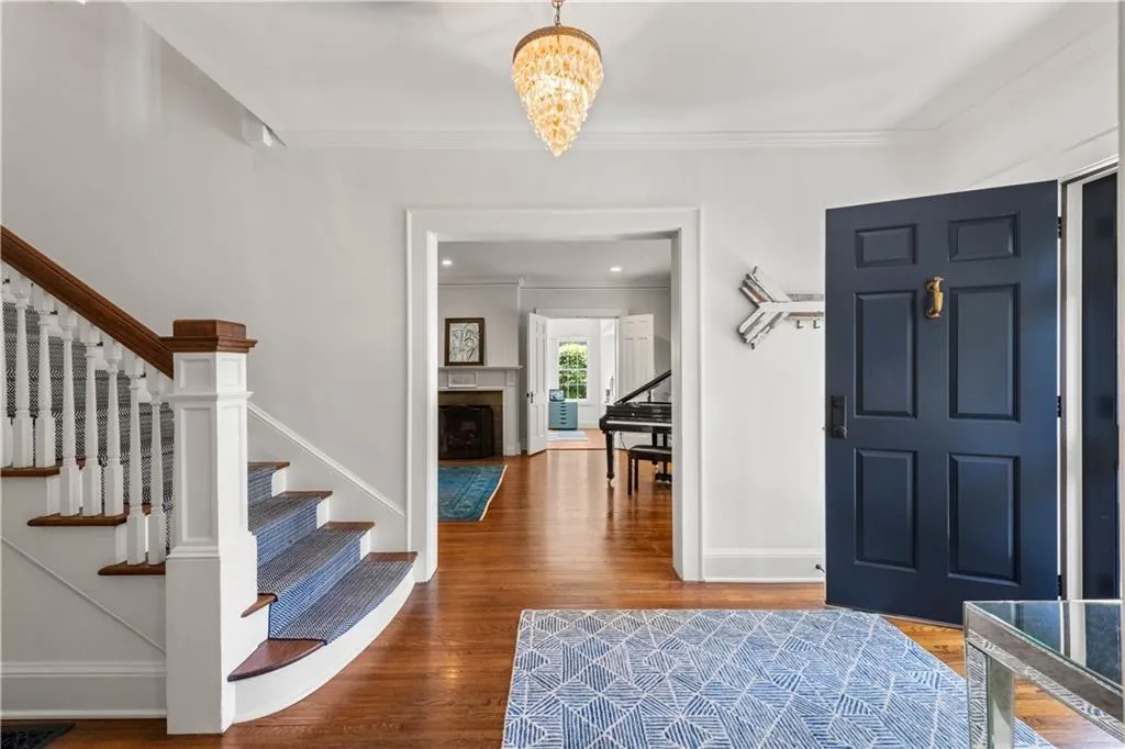 204 Rumson Road Ne, Atlanta, Georgia 30305, 5 Bedrooms Bedrooms, ,4 BathroomsBathrooms,Residential,For Sale,204 Rumson Road Ne,7592498