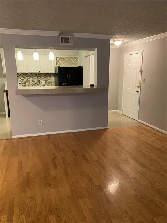 5153 Roswell Road Unit 9, Sandy Springs, Georgia 30342, 1 Bedroom Bedrooms, ,1 BathroomBathrooms,Residential,Sold,5153 Roswell Road Unit 9,7145785