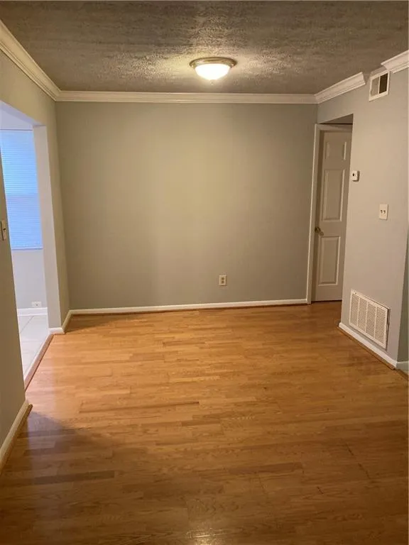 5153 Roswell Road Unit 9, Sandy Springs, Georgia 30342, 1 Bedroom Bedrooms, ,1 BathroomBathrooms,Residential,Sold,5153 Roswell Road Unit 9,7145785