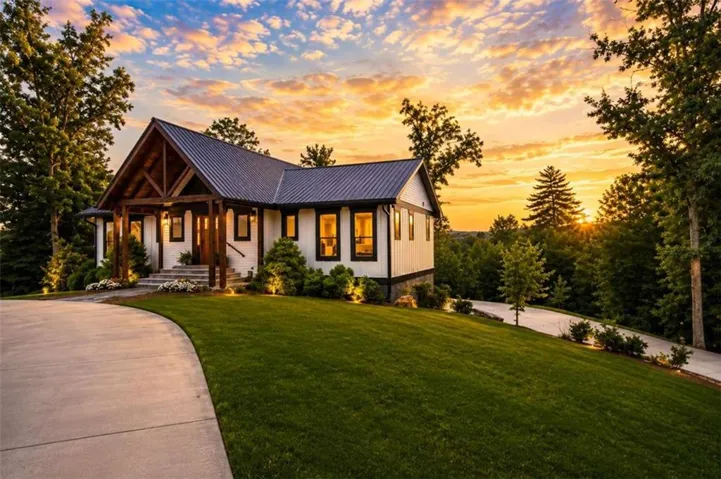 1046 Crossroads Church Road, Ellijay, Georgia 30540