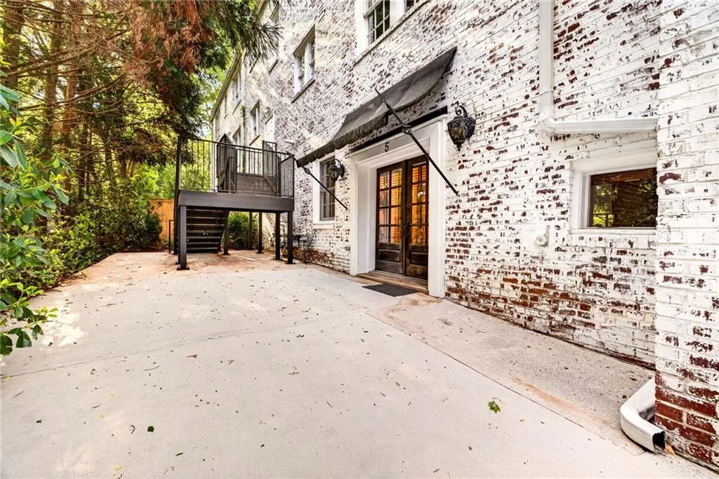 65 Peachtree Memorial Drive Nw Unit 5, Atlanta, Georgia 30309, 2 Bedrooms Bedrooms, 0 ,2 BathroomsBathrooms,Residential,For Sale,65 Peachtree Memorial Drive Nw Unit 5,7750529
