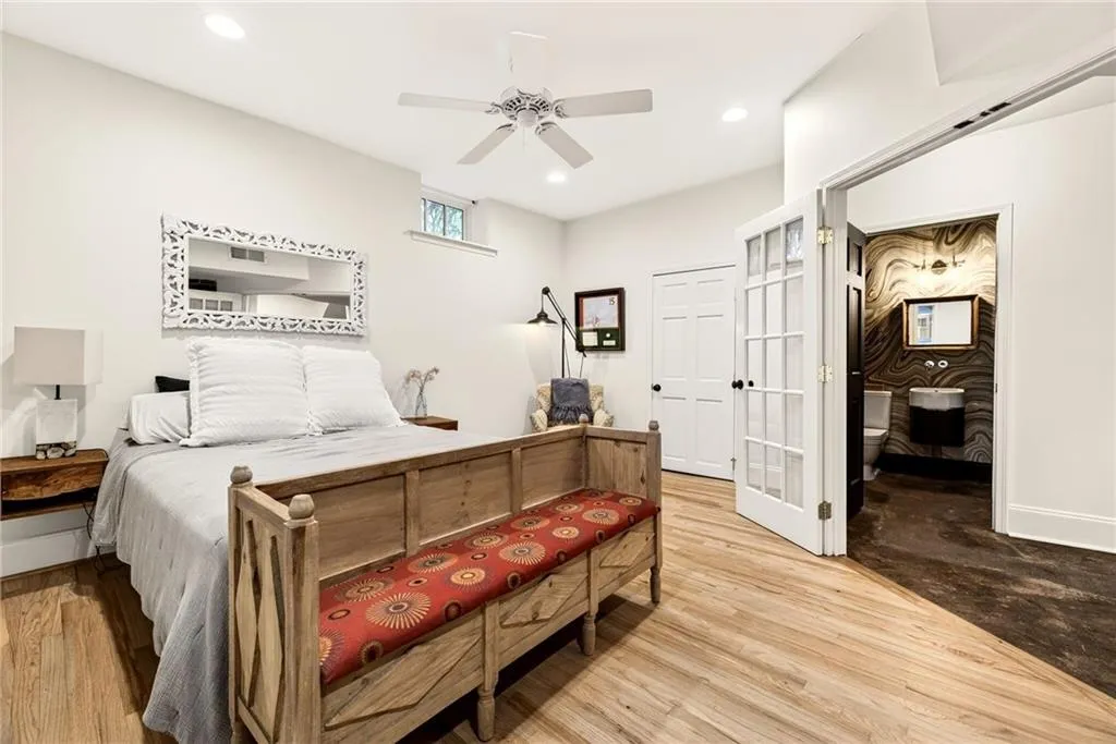 65 Peachtree Memorial Drive Nw Unit 5, Atlanta, Georgia 30309, 2 Bedrooms Bedrooms, 0 ,2 BathroomsBathrooms,Residential,For Sale,65 Peachtree Memorial Drive Nw Unit 5,7750529