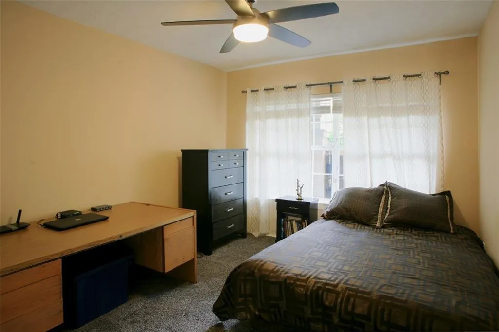 6980 Roswell Road Unit B13, Atlanta, Georgia 30328, 2 Bedrooms Bedrooms, ,2 BathroomsBathrooms,Residential,Sold,6980 Roswell Road Unit B13,6020911