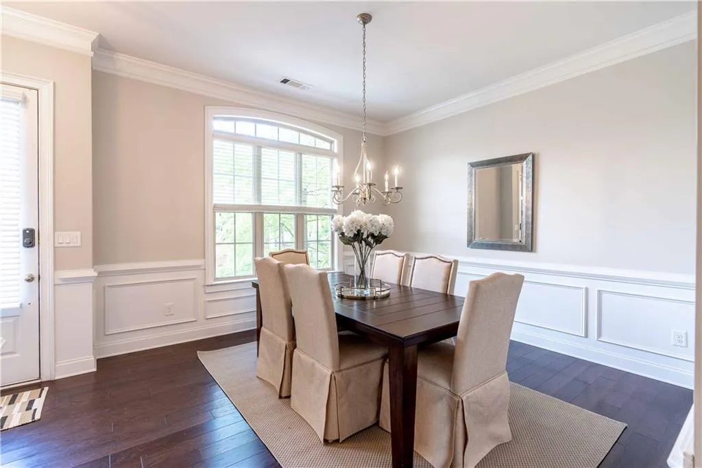 316 Alderwood Lane, Atlanta, Georgia 30328, 3 Bedrooms Bedrooms, ,3 BathroomsBathrooms,Residential,Sold,316 Alderwood Lane,7089515