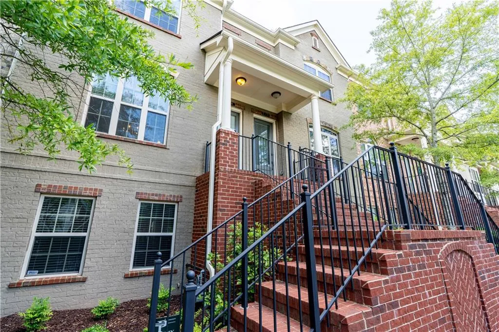 316 Alderwood Lane, Atlanta, Georgia 30328, 3 Bedrooms Bedrooms, ,3 BathroomsBathrooms,Residential,Sold,316 Alderwood Lane,7089515
