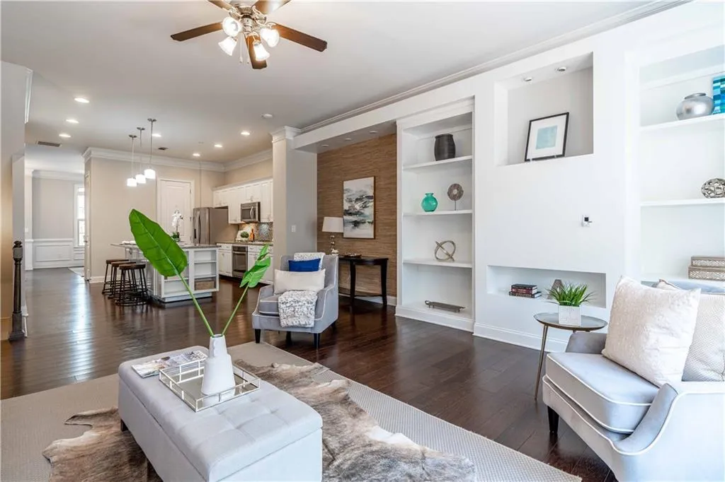 316 Alderwood Lane, Atlanta, Georgia 30328, 3 Bedrooms Bedrooms, ,3 BathroomsBathrooms,Residential,Sold,316 Alderwood Lane,7089515