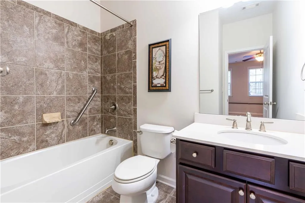 316 Alderwood Lane, Atlanta, Georgia 30328, 3 Bedrooms Bedrooms, ,3 BathroomsBathrooms,Residential,Sold,316 Alderwood Lane,7089515