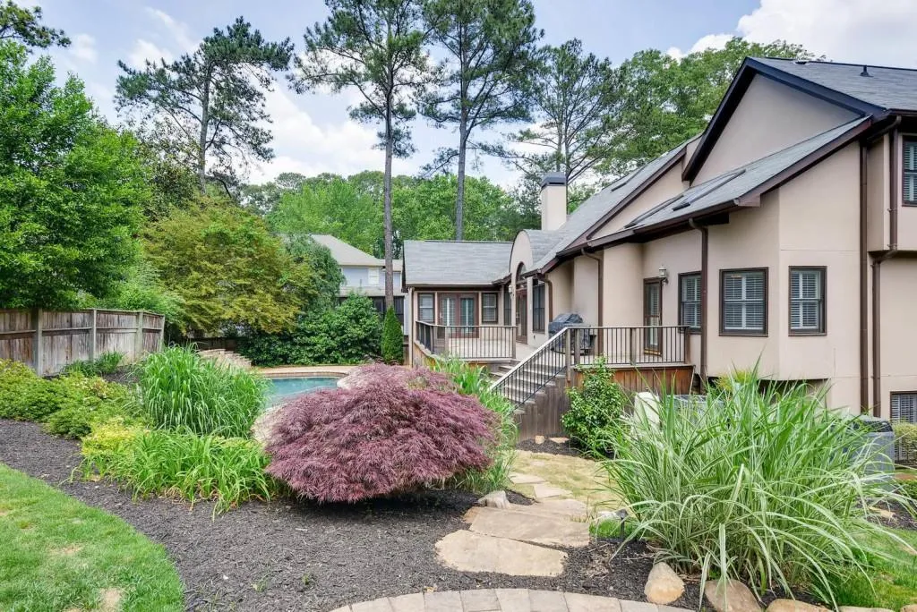 125 Bayvale Court, Sandy Springs, Georgia 30328, 5 Bedrooms Bedrooms, ,4 BathroomsBathrooms,Residential,Sold,125 Bayvale Court,6012279