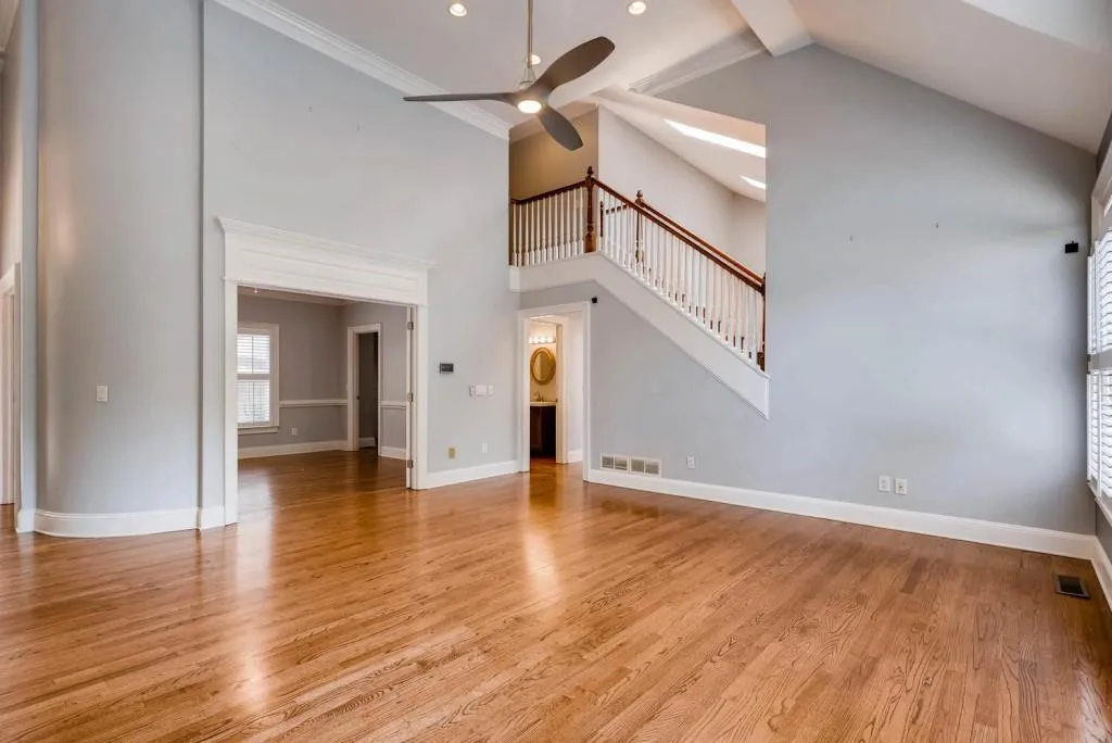 125 Bayvale Court, Sandy Springs, Georgia 30328, 5 Bedrooms Bedrooms, ,4 BathroomsBathrooms,Residential,Sold,125 Bayvale Court,6012279