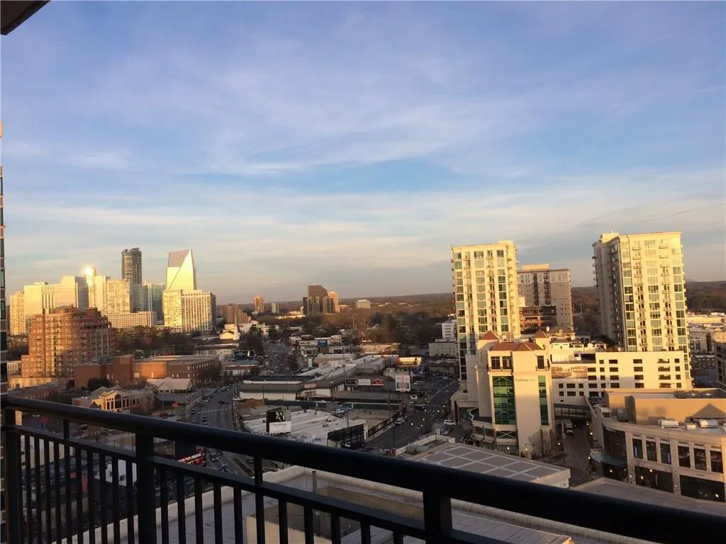 3040 Peachtree Road Nw Unit 1703, Atlanta, Georgia 30305, 2 Bedrooms Bedrooms, ,2 BathroomsBathrooms,Residential,Sold,3040 Peachtree Road Nw Unit 1703,5805614