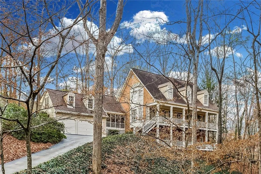 7920 Saddle Ridge Drive, Sandy Springs, Georgia 30350, 4 Bedrooms Bedrooms, ,3 BathroomsBathrooms,Residential,Sold,7920 Saddle Ridge Drive,6118567