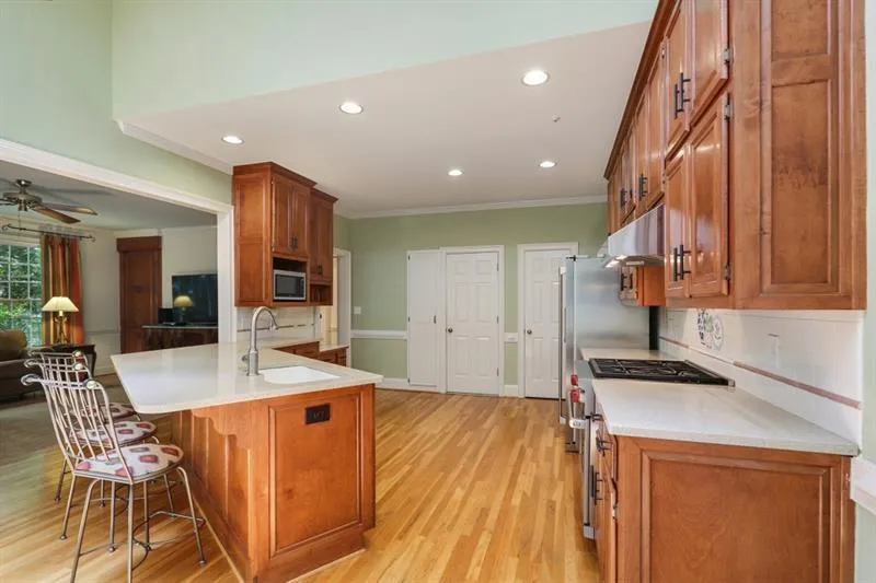 7920 Saddle Ridge Drive, Sandy Springs, Georgia 30350, 4 Bedrooms Bedrooms, ,3 BathroomsBathrooms,Residential,Sold,7920 Saddle Ridge Drive,6118567