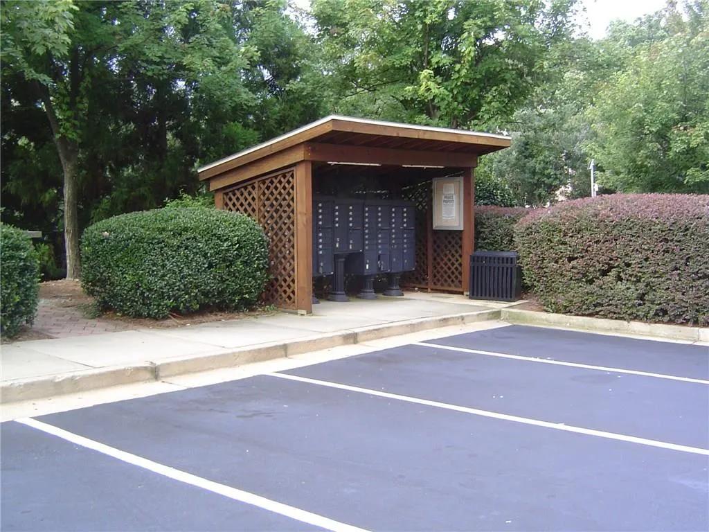 285 Le Gran Bend Unit 285, Sandy Springs, Georgia 30328, 2 Bedrooms Bedrooms, ,2 BathroomsBathrooms,Residential,Sold,285 Le Gran Bend Unit 285,6065662
